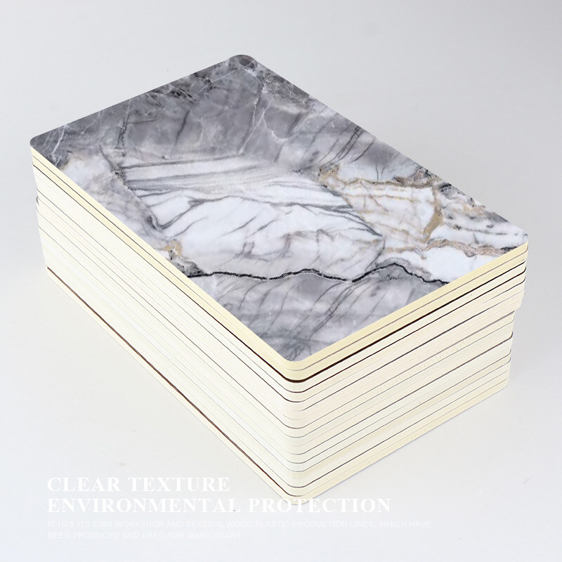 En plastique ou en plastique plastique ou en plastique