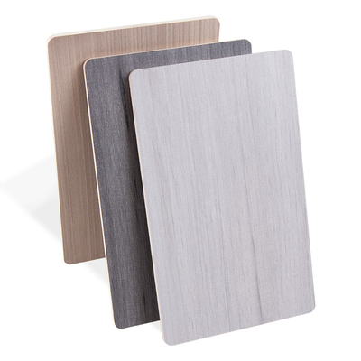 Le bois en bambou en bois de charbon de bois de panneaux de mur de grain plaquent 5mm 8mm