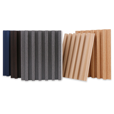 Conseils composés de plastique en bois cannelés de Decking de PVC 8mm