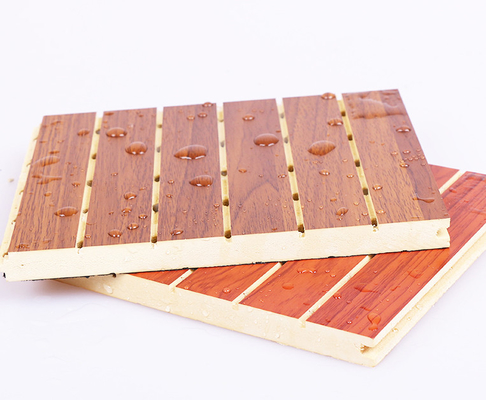 OEM insonorisant composé de plastique en bois imperméable de panneaux de WPC