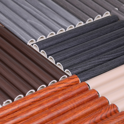 panneau en plastique en bois d'arc de PVC de panneau de mur de décoration intérieure de 15mm